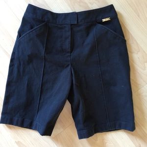 St. John Sport black Stretch walking shorts 2